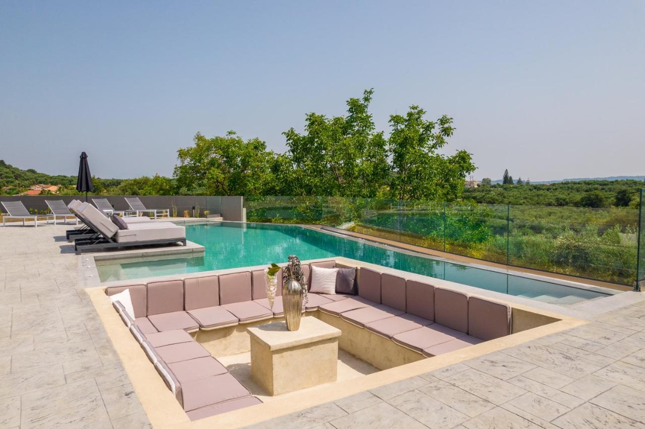 Villa Moonstone Mouzákion Exterior foto